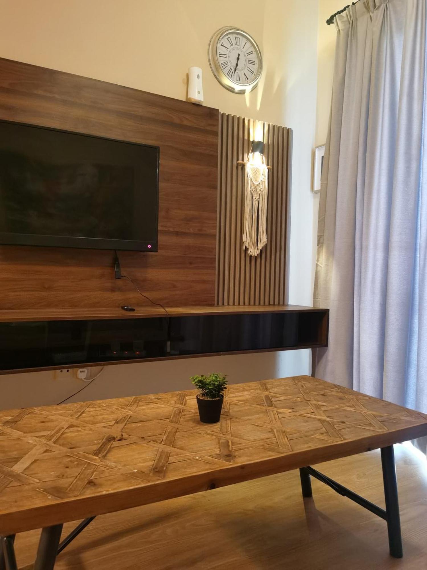 Bird's Nest Living Style Homestay