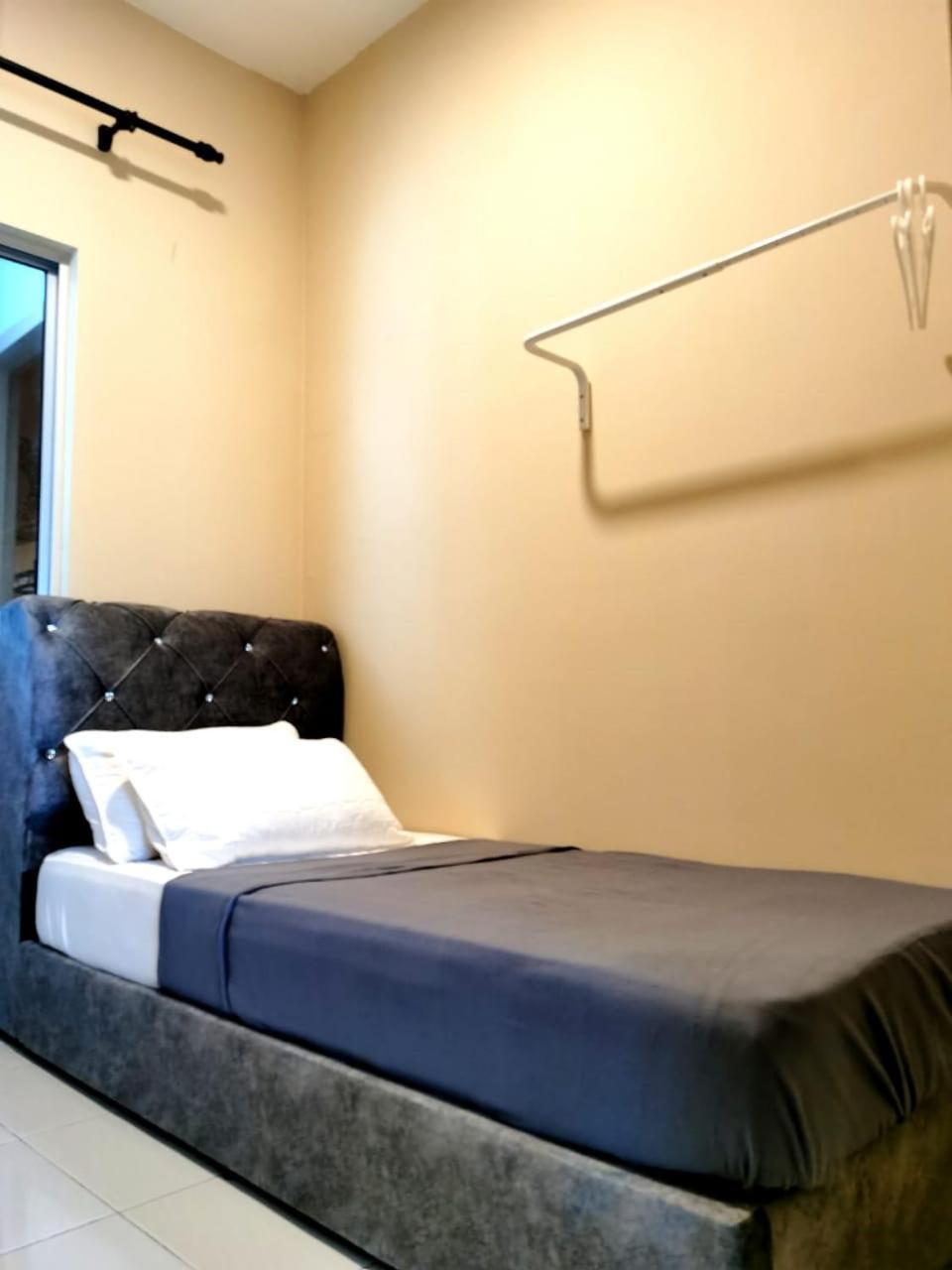 Homestay Bird's Nest Living Style Bandar Puncak Alam